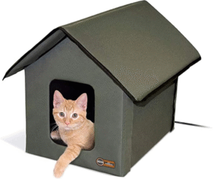 heated outdoor insulated dog house
